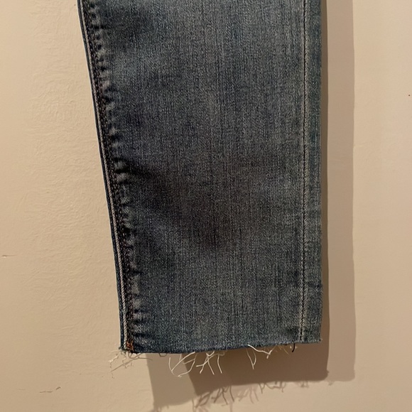 Express Jeans with Roses Embroidered on the side, Ankle Legging, Mid Rise - Picture 6 of 14